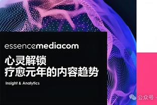 ?小卡的叫声小编都听到了！小卡快攻上篮示意被犯规了~